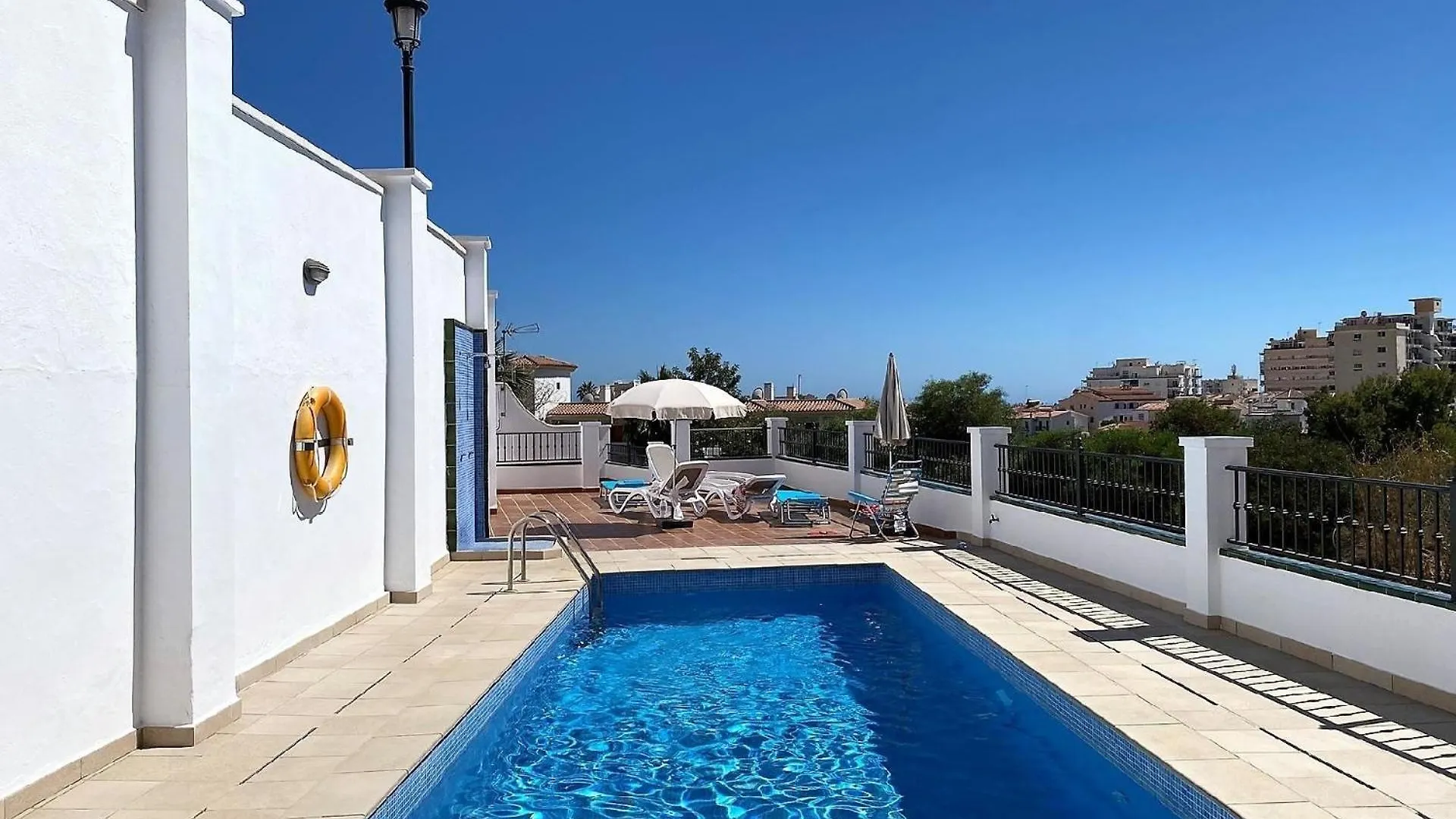 Ferienhaus Fuer 6 Personen Ca 200 Qm In Nerja, Andalusien Costa Del Sol Holiday home Nerja
